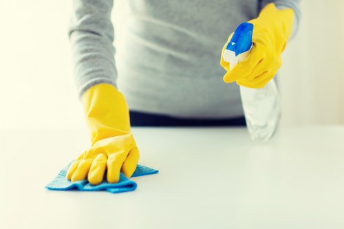 Local home cleaning service in Clapham preparing a tidy and fresh interior
